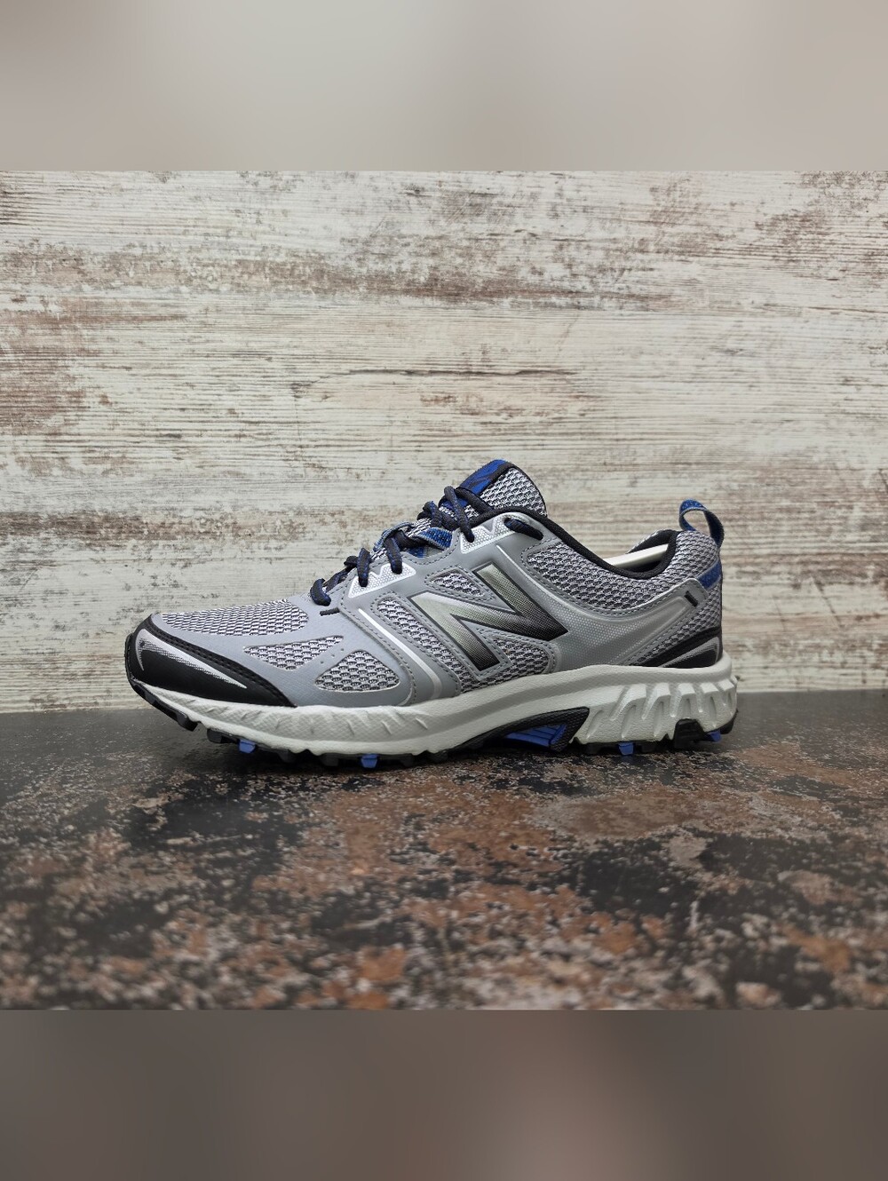 Mens New Balance 410 V3 Trail Running Shoes Sz 8.5 Used MTE412K3